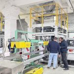 بدأت وحدتان من خطوط الوزن والتعبئة والنقل والتكديس الأوتوماتيكية لأطعمة الحيوانات الأليفة سعة 25 كجم في العمل في مصنع عميلنا