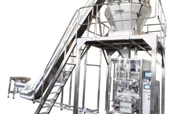 Automatic fresh salad weighing filling packaging machine